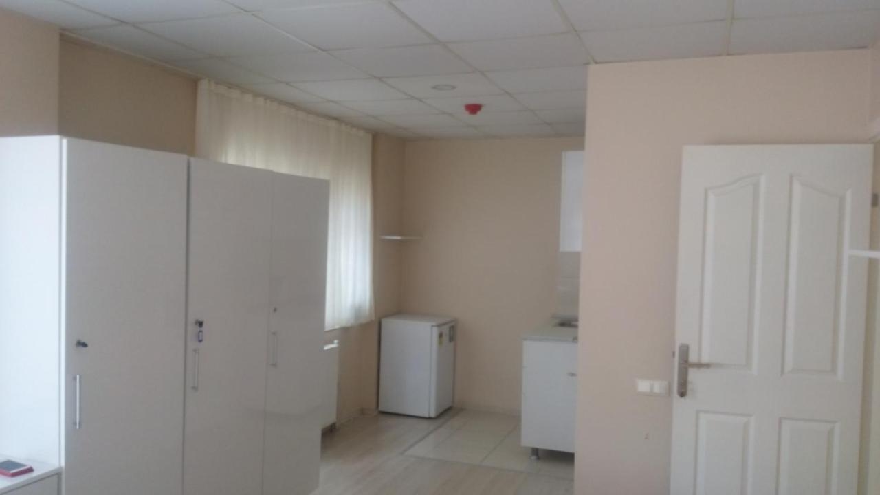 أديرني Gaye Apart Otel المظهر الخارجي الصورة